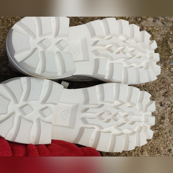 katy Perry Geli Solid Sneaker SZ.5.5 - Picture 4 of 8